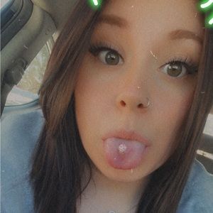 Meet your Posher, Allyssa